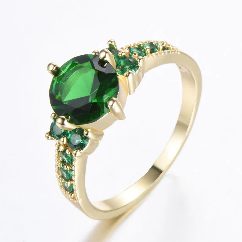 Emerald Radiance Ring – Balance & Beauty