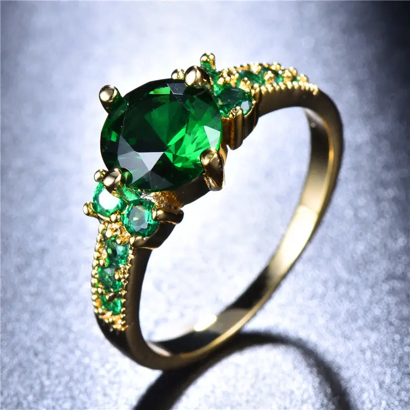 Emerald Radiance Ring – Balance & Beauty