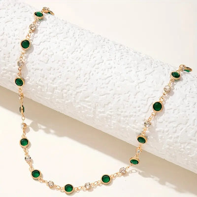 Emerald Whisper Choker – Elegance in Balance