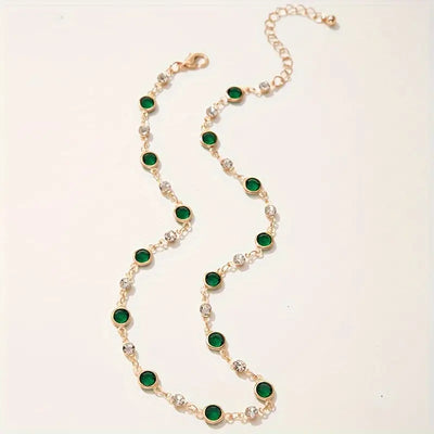 Emerald Whisper Choker – Elegance in Balance