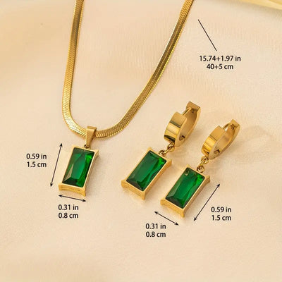 Emerald Glow Jewelry Set – Radiance & Elegance