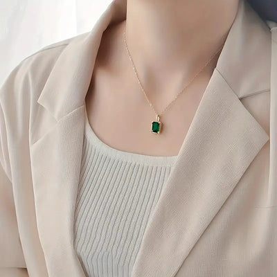 Emerald Glow Pendant – Light Within
