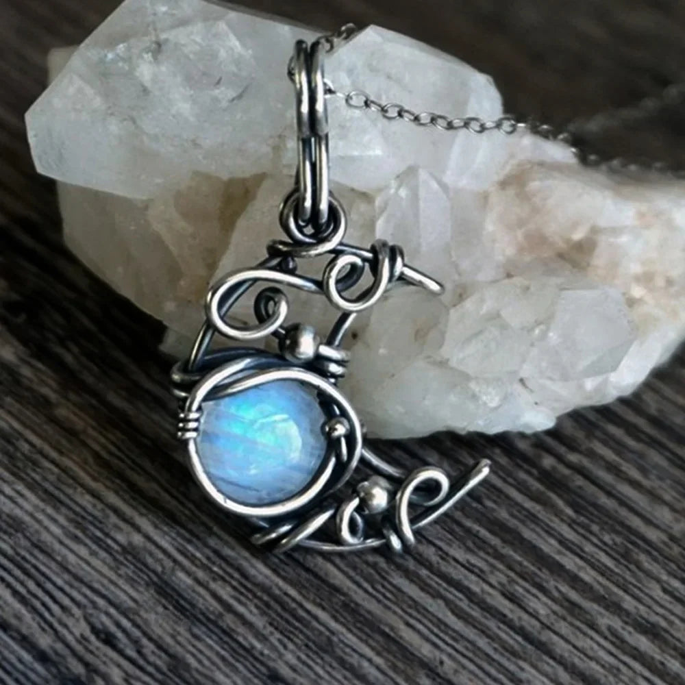 Cabochon Vintage Boho Moonstone Necklace – Luna Glow