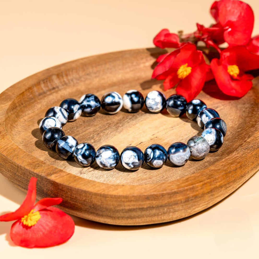 Snowflake Obsidian Bracelet – Balance in Shadows